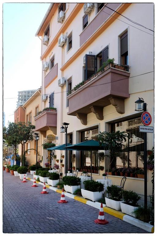 Nais Durrës