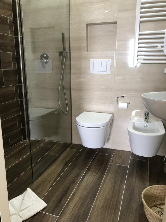 Nais Hotel Durrës